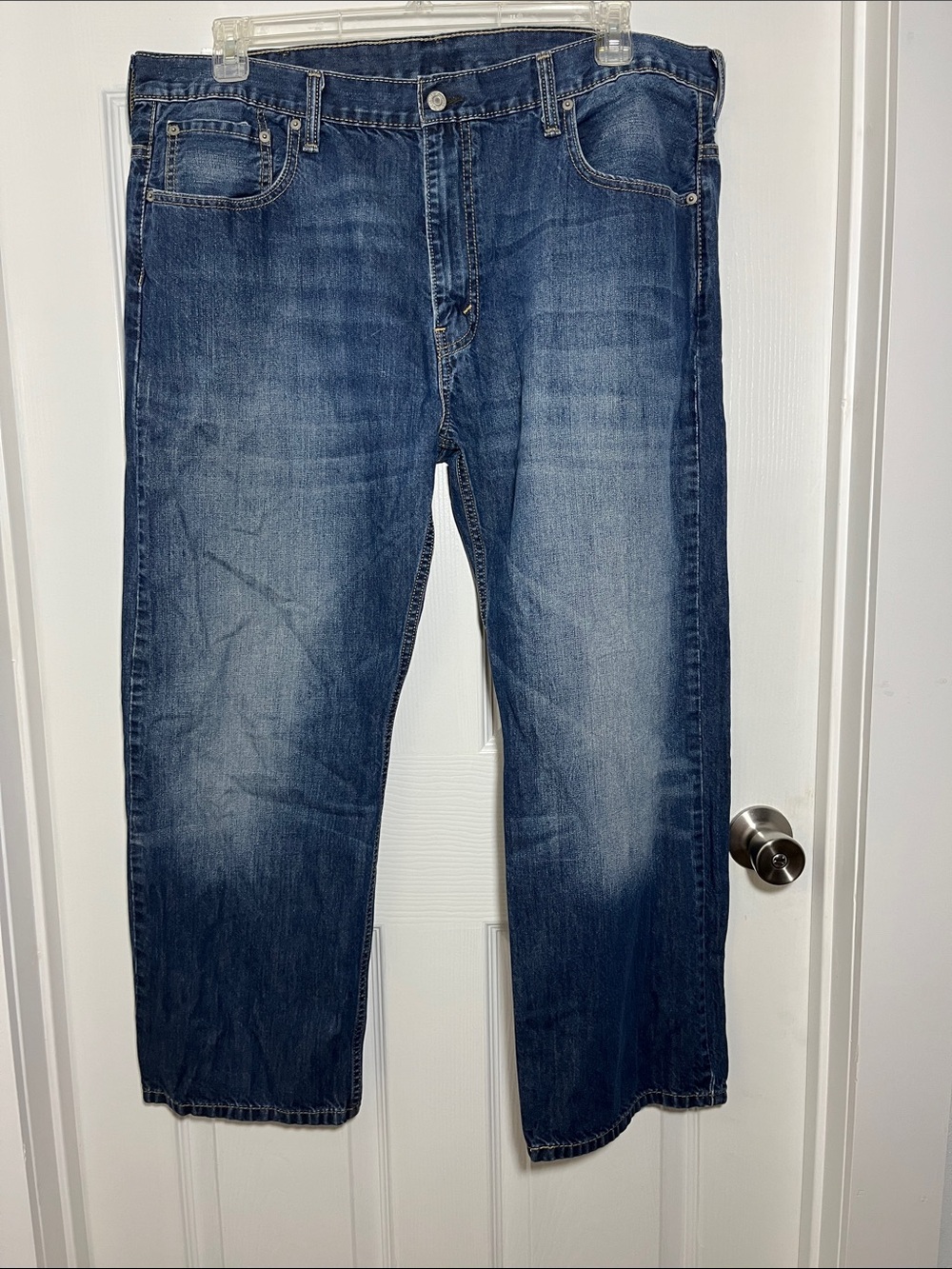 Levi's 569 Men's Medium Blue Loose Fit Straight Jeans